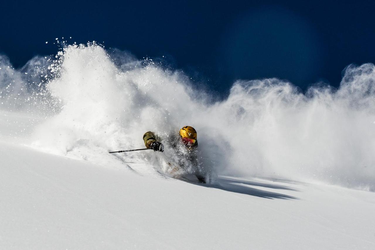 Le Massif Hotel & Lodge Courmayeur The Leading Hotels Of The World Екстер'єр фото
