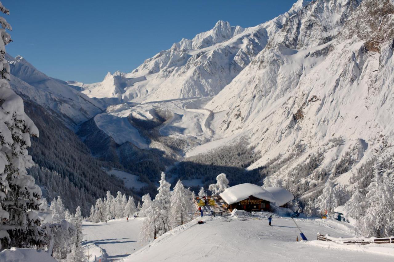 Le Massif Hotel & Lodge Courmayeur The Leading Hotels Of The World Екстер'єр фото